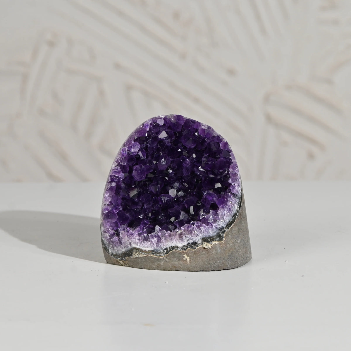 Amethyst Geode – Vibrating Crystals, Jaipur