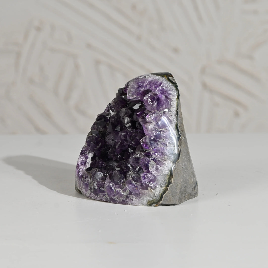 Natural Amethyst Geode 729g - Raw Crystal for Healing