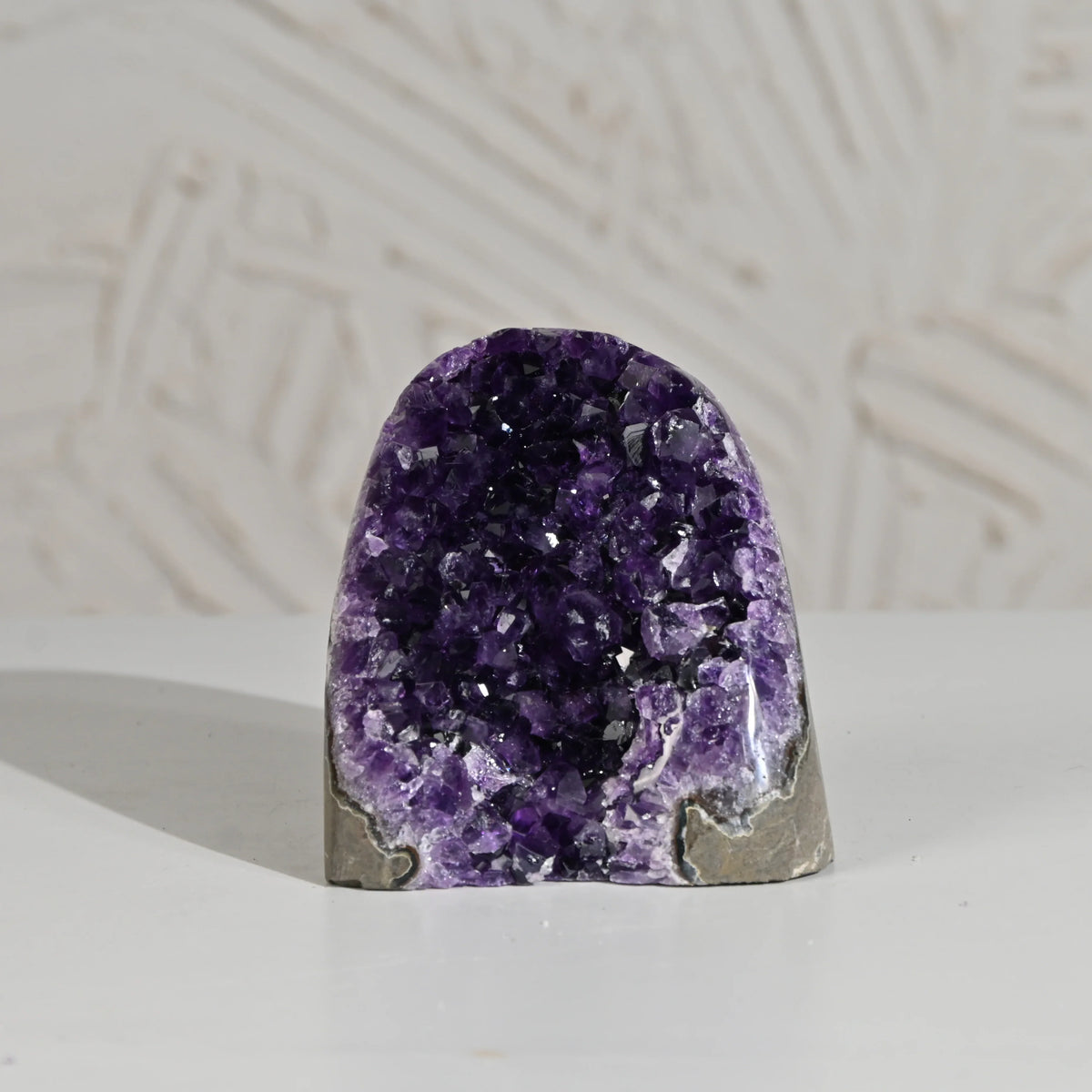 Amethyst Geode – Vibrating Crystals, Jaipur