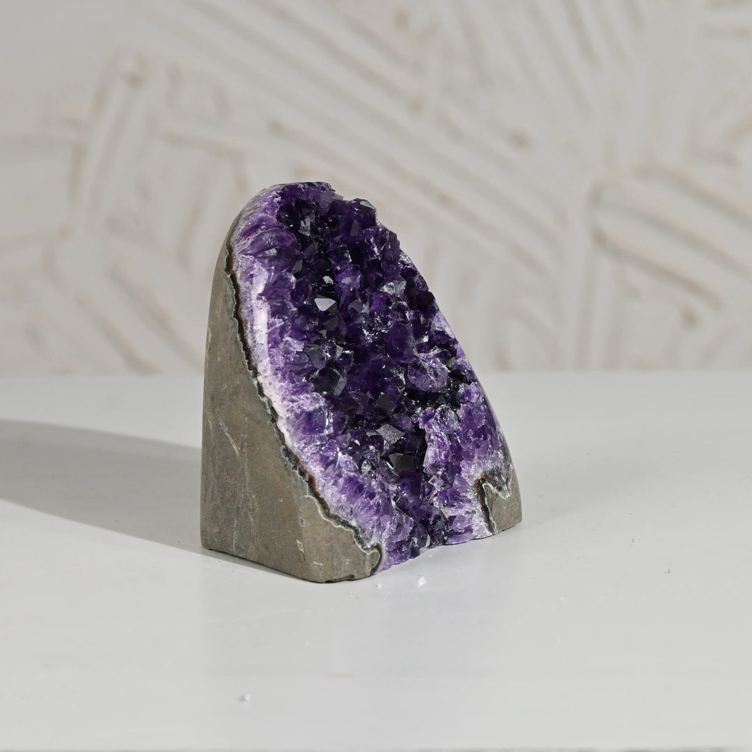 Natural Amethyst Geode 734g - Raw Crystal for Healing