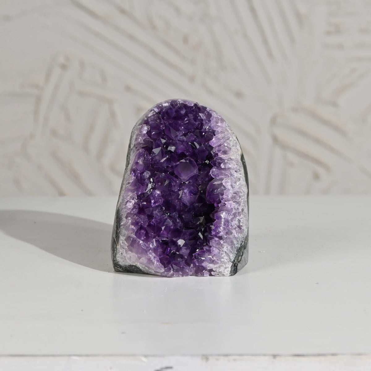 Amethyst Geode – Vibrating Crystals, Jaipur