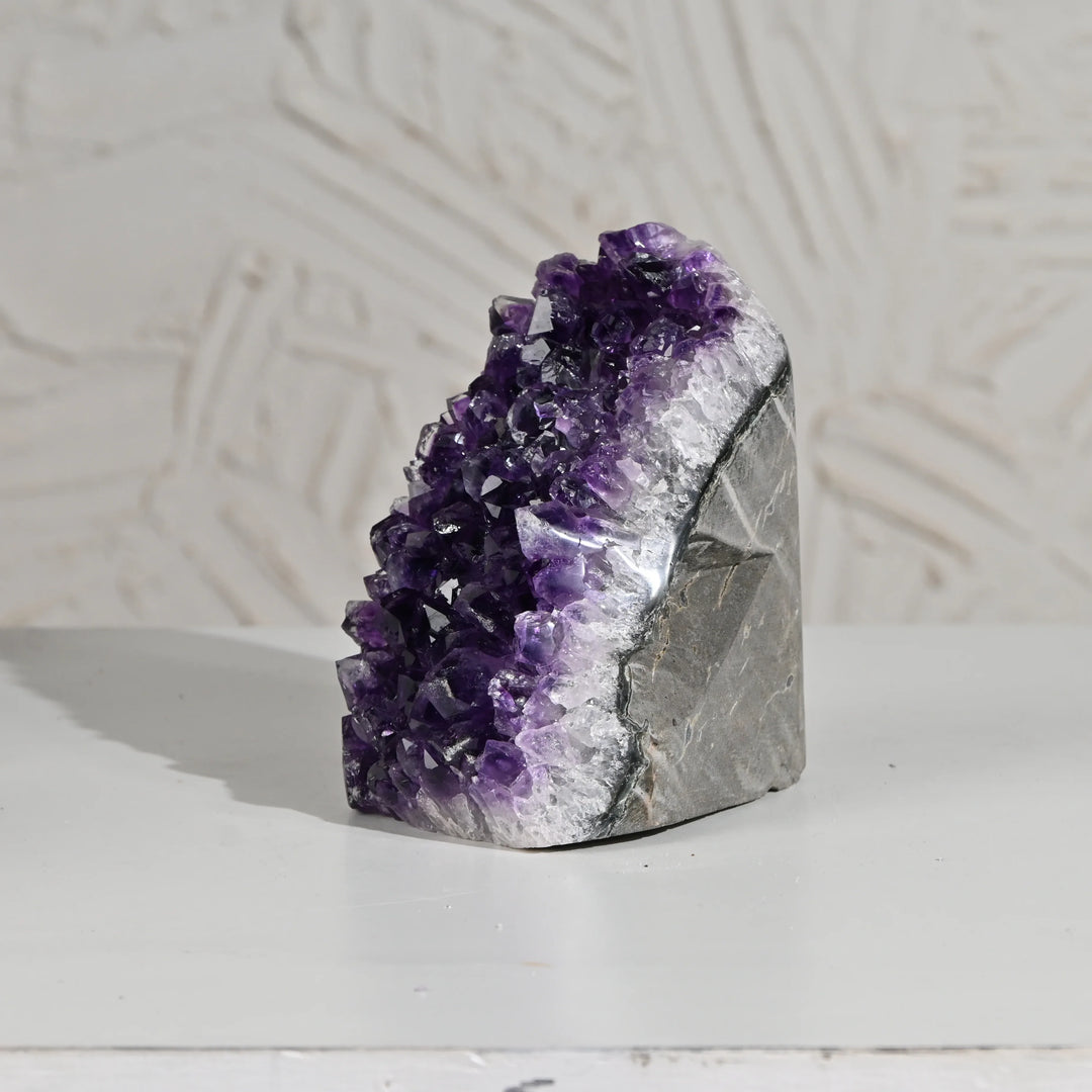 Natural Amethyst Geode 1424g - Raw Crystal for Healing