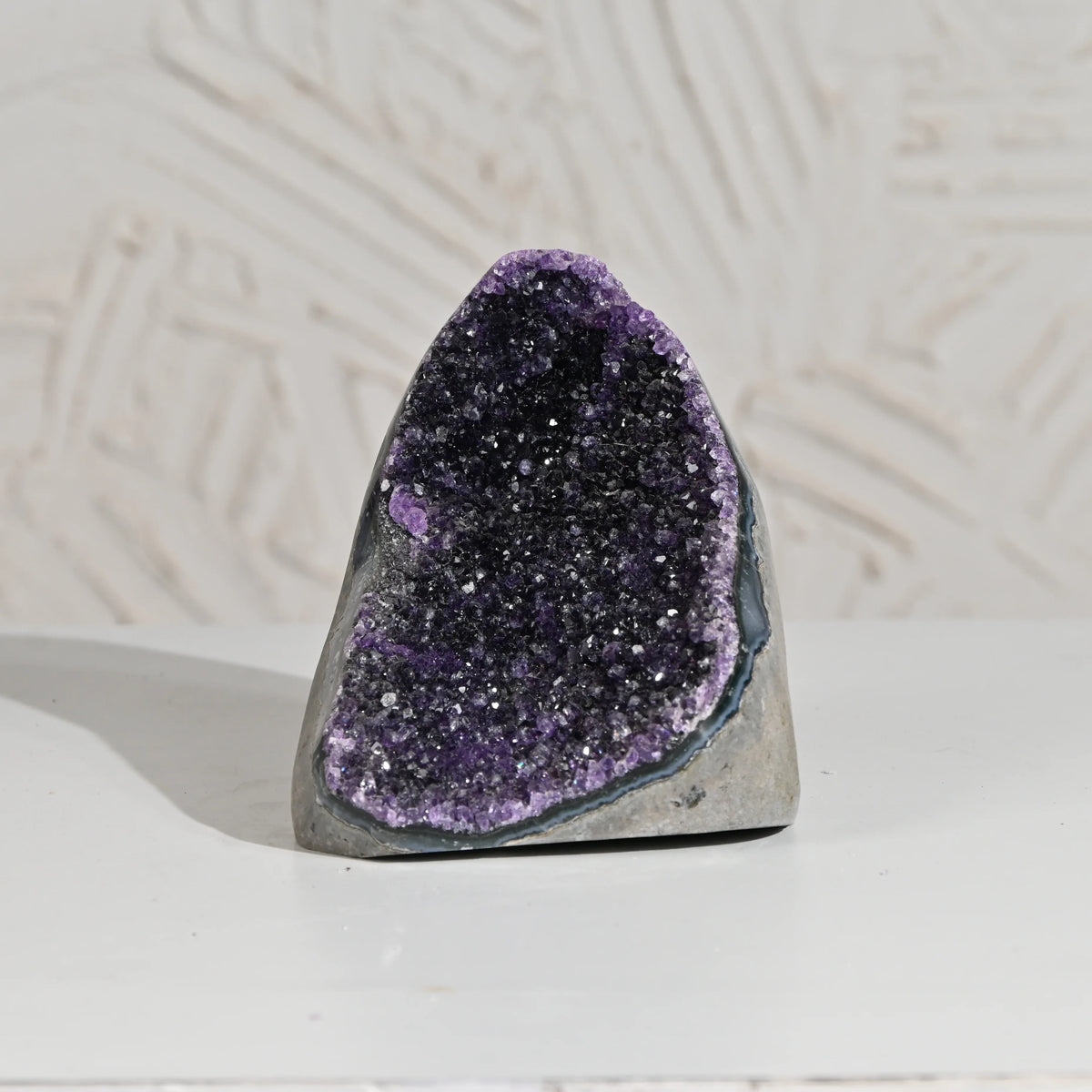 Amethyst Geode – Vibrating Crystals, Jaipur