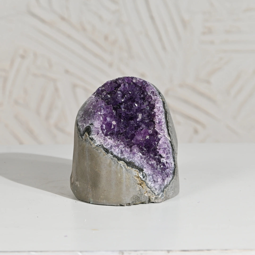 Natural Amethyst Geode 1359 g - Raw Crystal for Healing