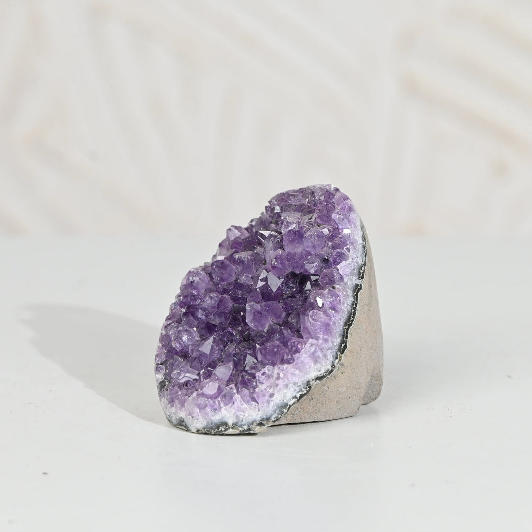 Natural Amethyst Geode 208g - Raw Crystal for Healing