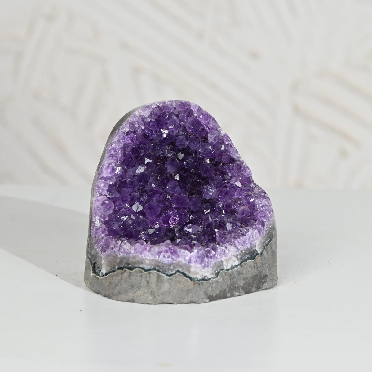 Amethyst Geode – Vibrating Crystals, Jaipur