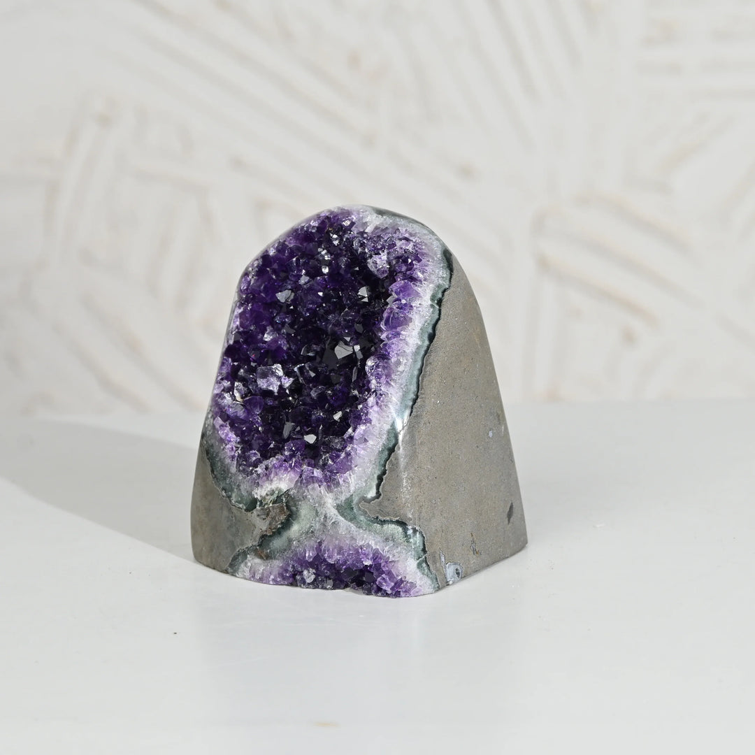 Natural Amethyst Geode 932g - Raw Crystal for Healing