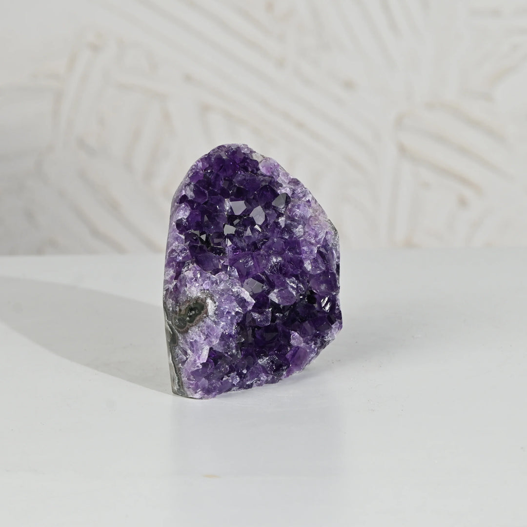 Natural Amethyst Geode 609g - Raw Crystal for Healing