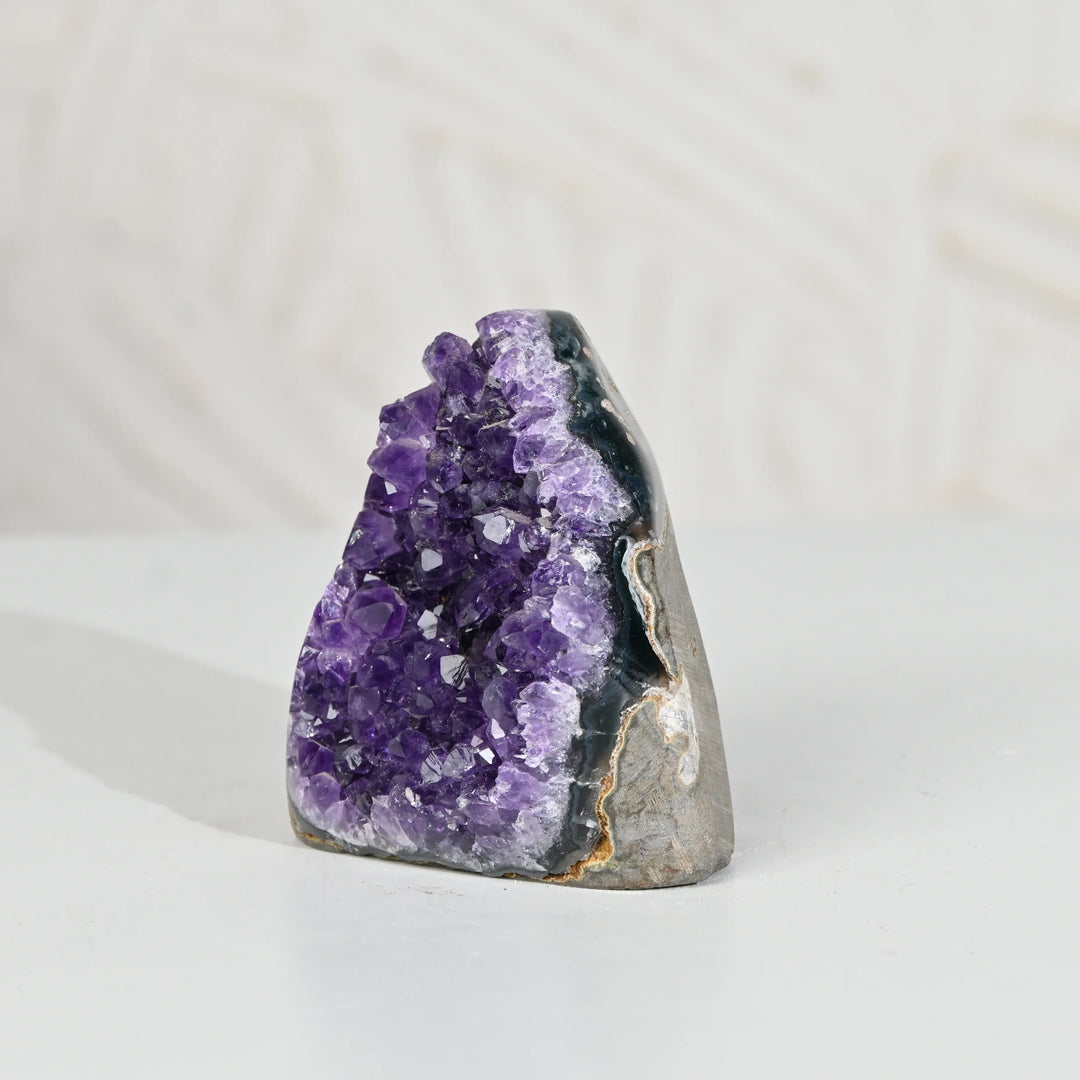 Natural Amethyst Geode 388g - Raw Crystal for Healing