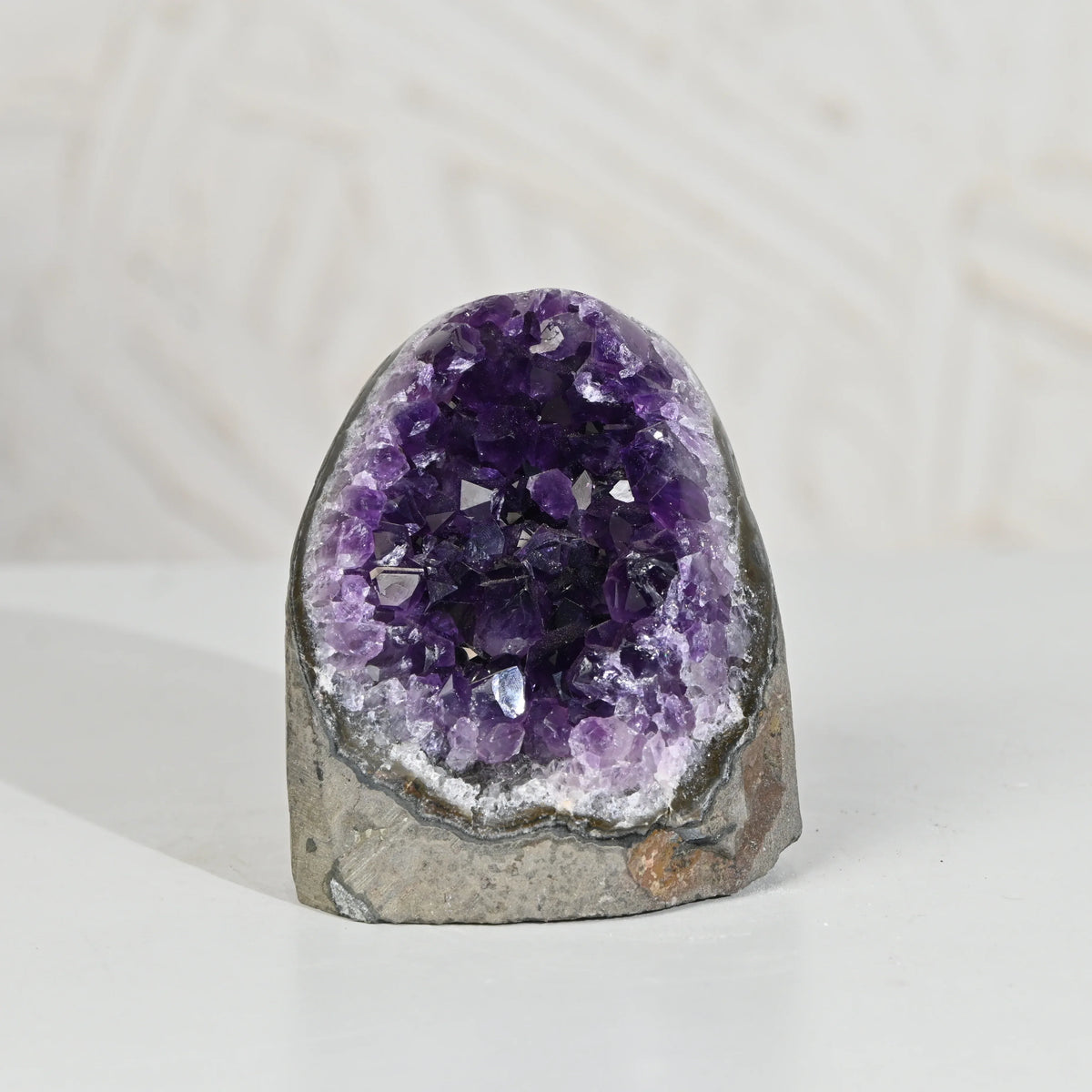 Amethyst Geode – Vibrating Crystals, Jaipur