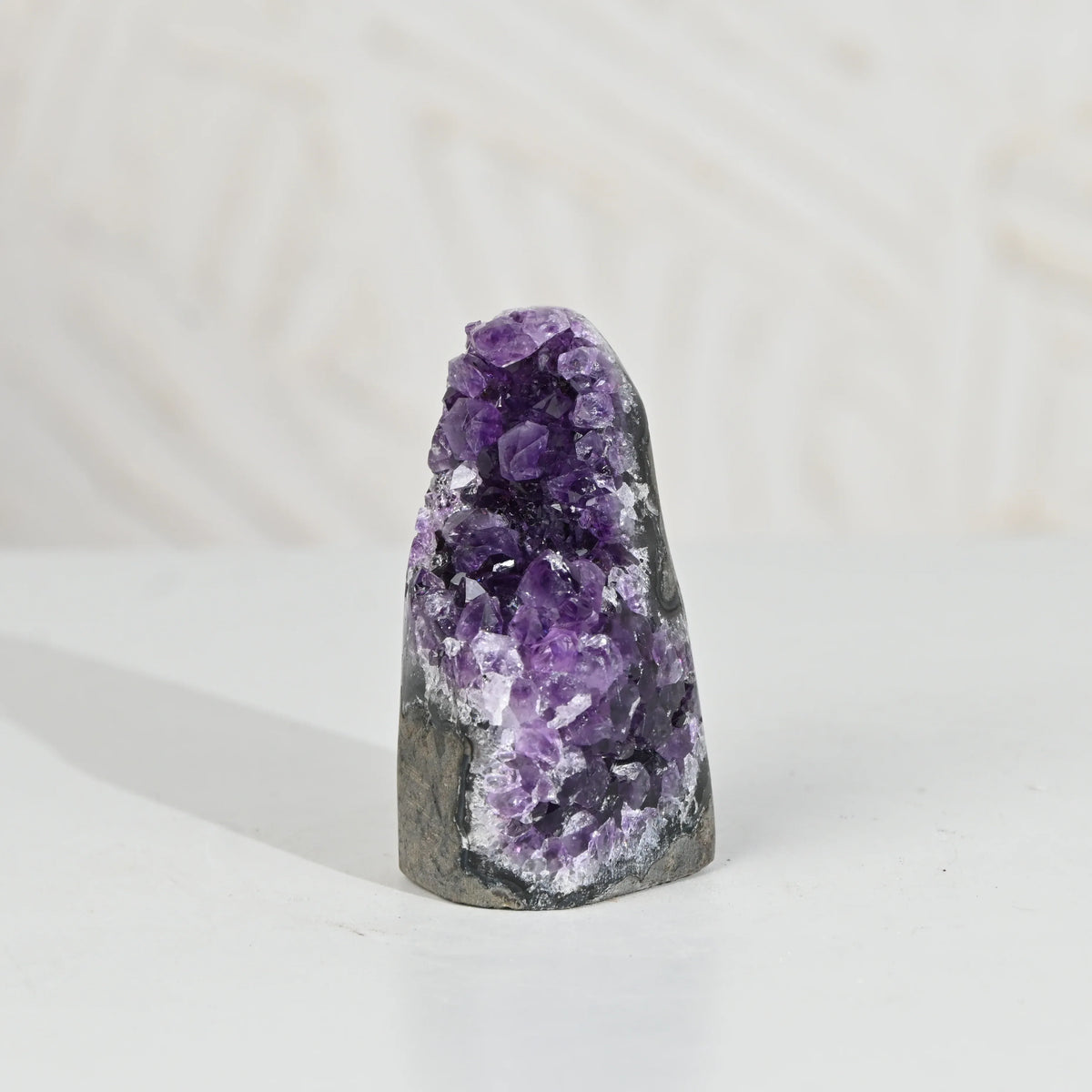 Amethyst Geode – Vibrating Crystals, Jaipur