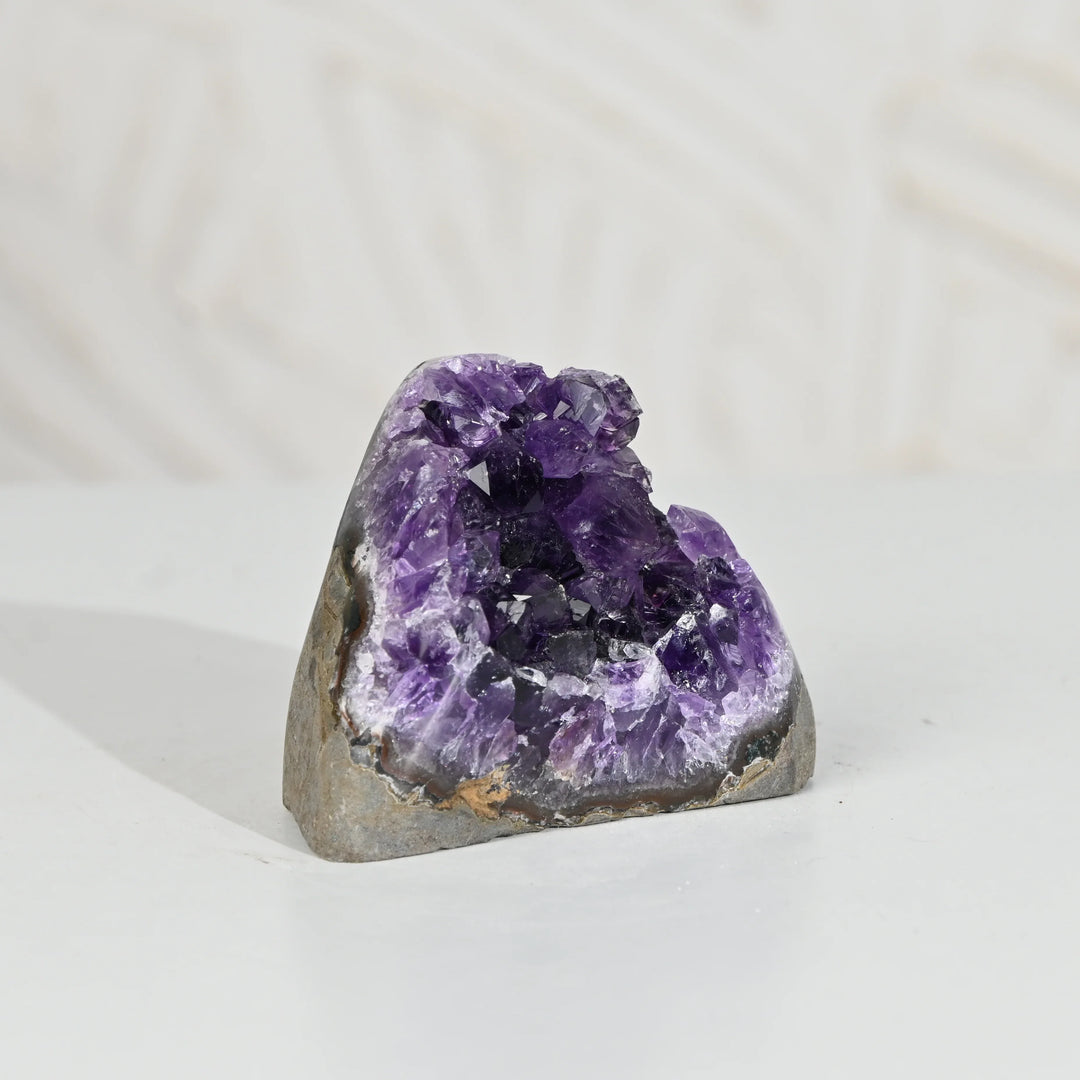 Natural Amethyst Geode 290g - Raw Crystal for Healing