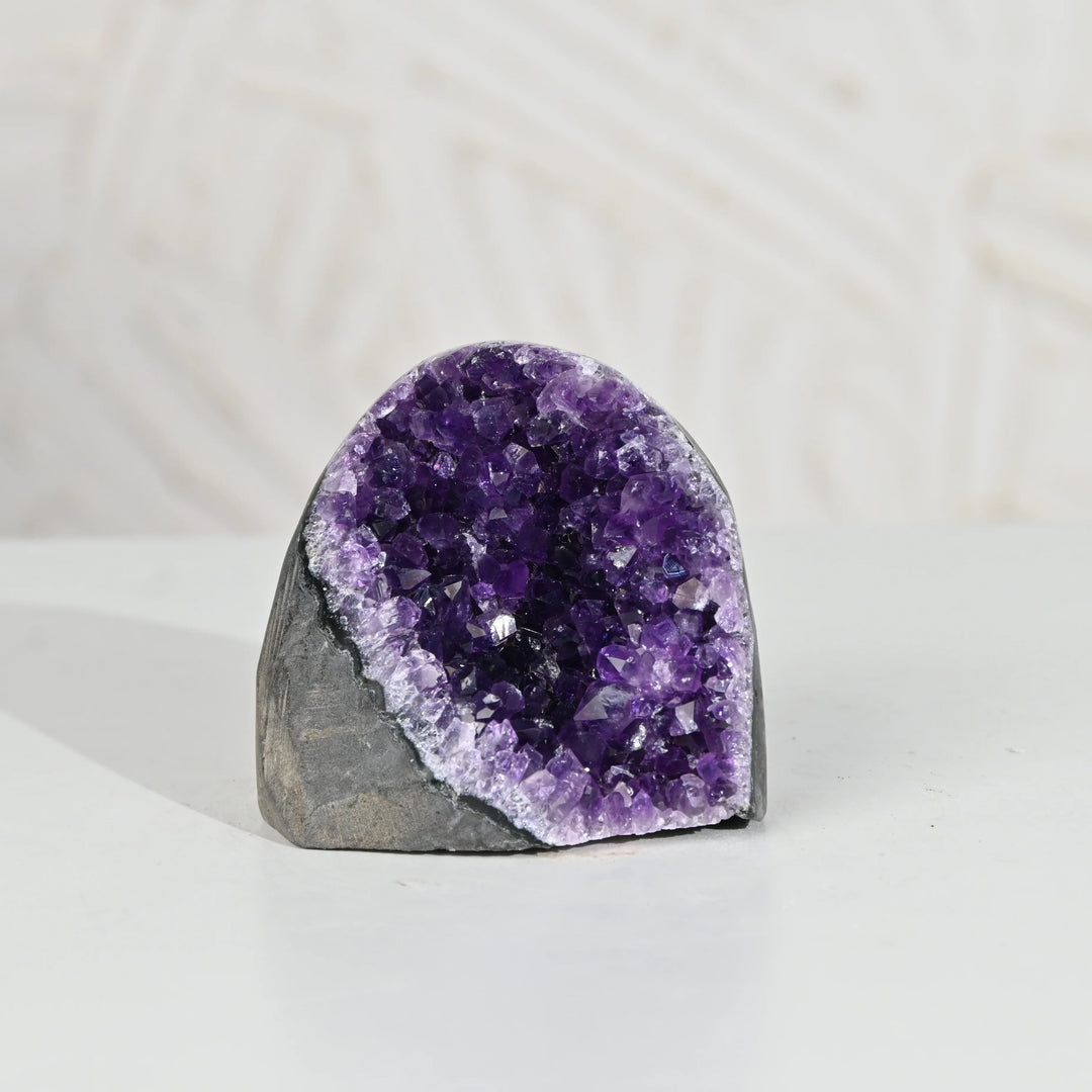 Natural Amethyst Geode 385 g - Raw Crystal for Healing