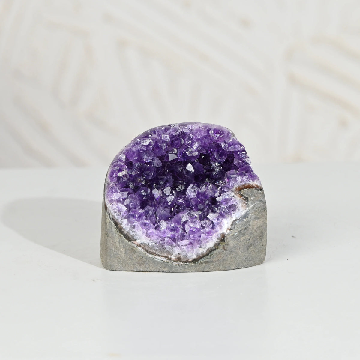 Amethyst Geode – Vibrating Crystals, Jaipur