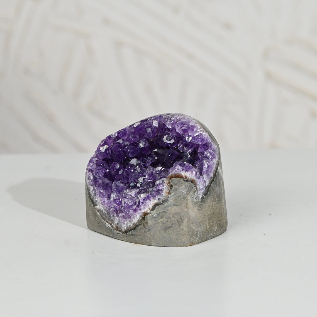 Natural Amethyst Geode 389g - Raw Crystal for Healing