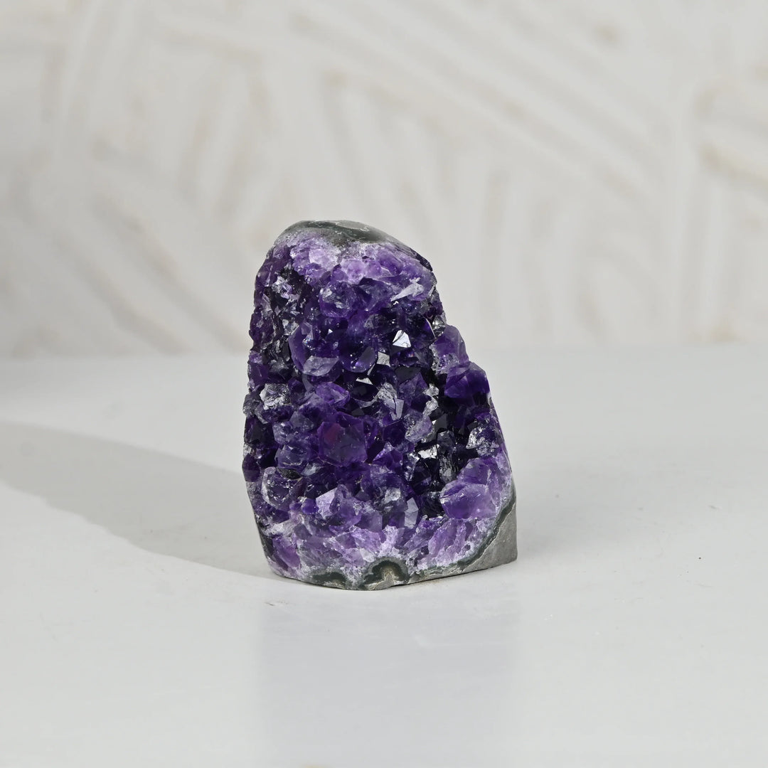 Natural Amethyst Geode 267g - Raw Crystal for Healing
