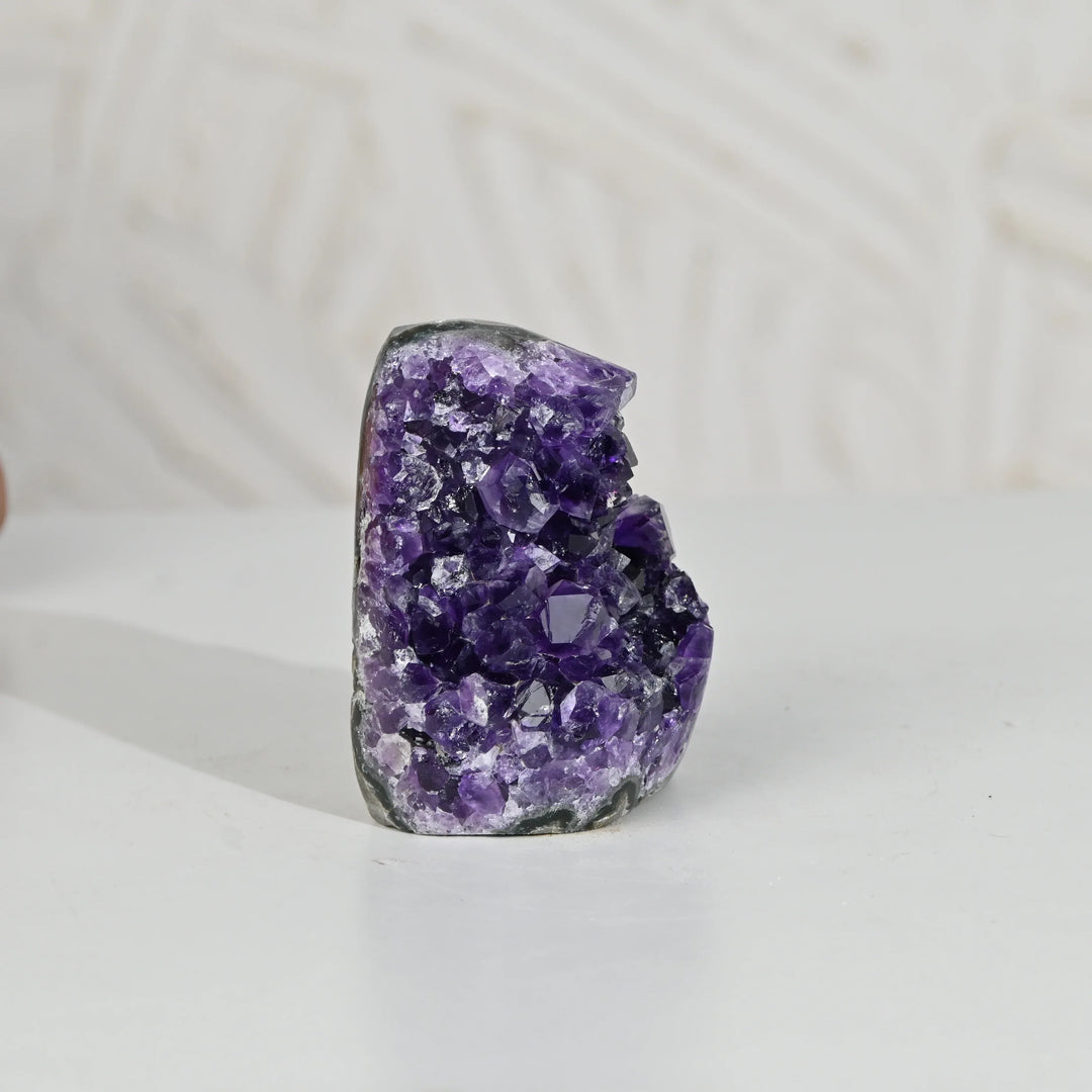 Natural Amethyst Geode 267g - Raw Crystal for Healing