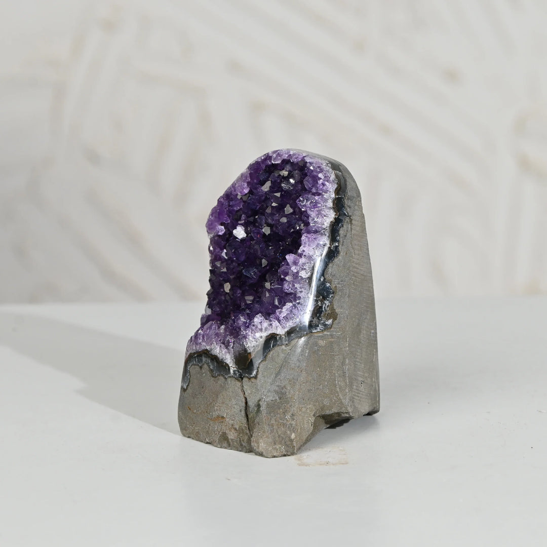 Natural Amethyst Geode 377g - Raw Crystal for Healing
