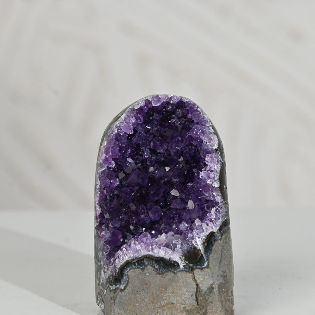 Natural Amethyst Geode 377g - Raw Crystal for Healing
