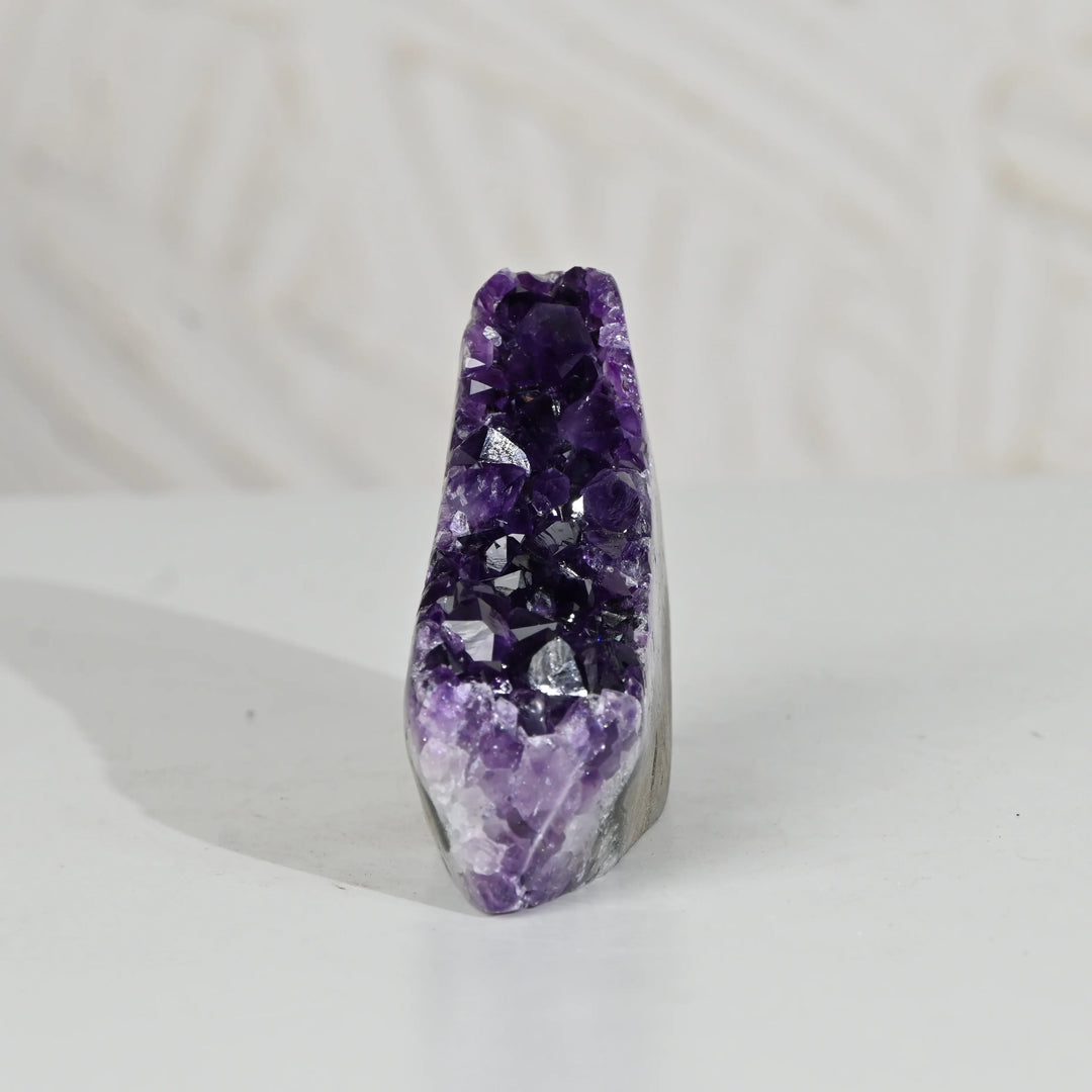 Natural Amethyst Geode 277g - Raw Crystal for Healing