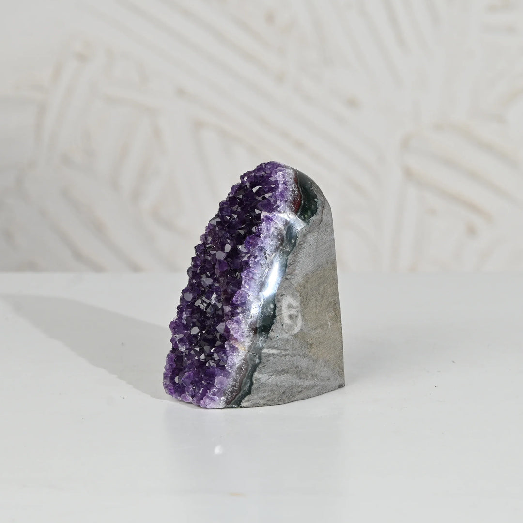 Natural Amethyst Geode 385 g - Raw Crystal for Healing