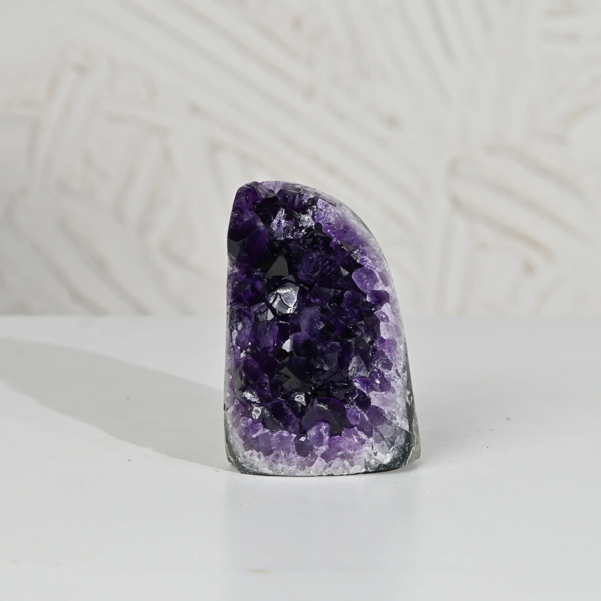Amethyst Geode – Vibrating Crystals, Jaipur