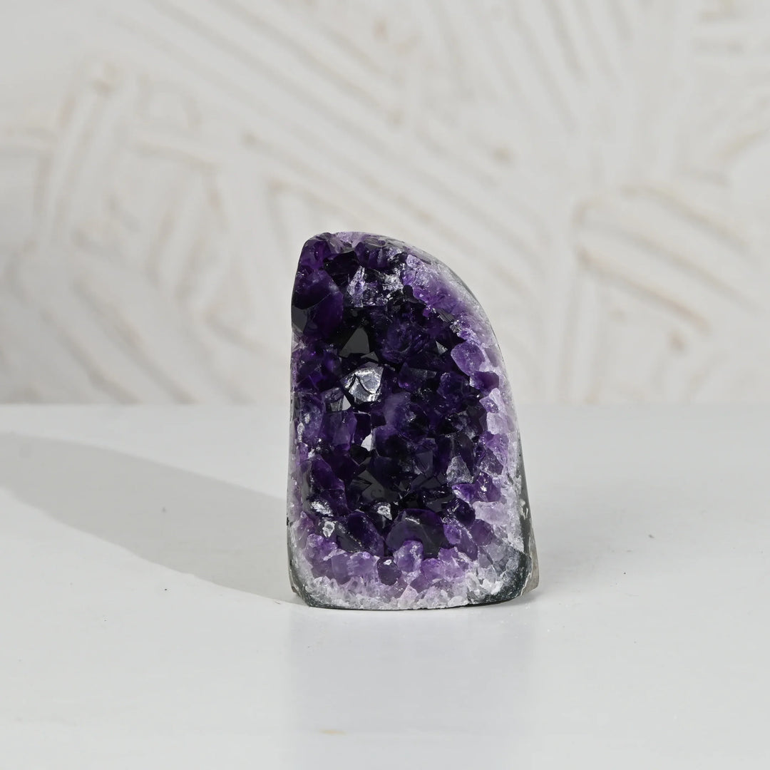 Natural Amethyst Geode 536 g - Raw Crystal for Healing