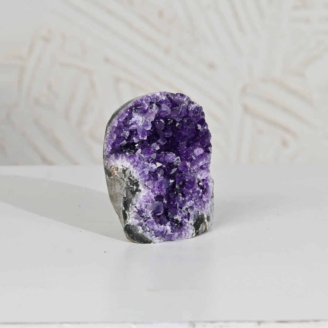 Natural Amethyst Geode 456 g - Raw Crystal for Healing