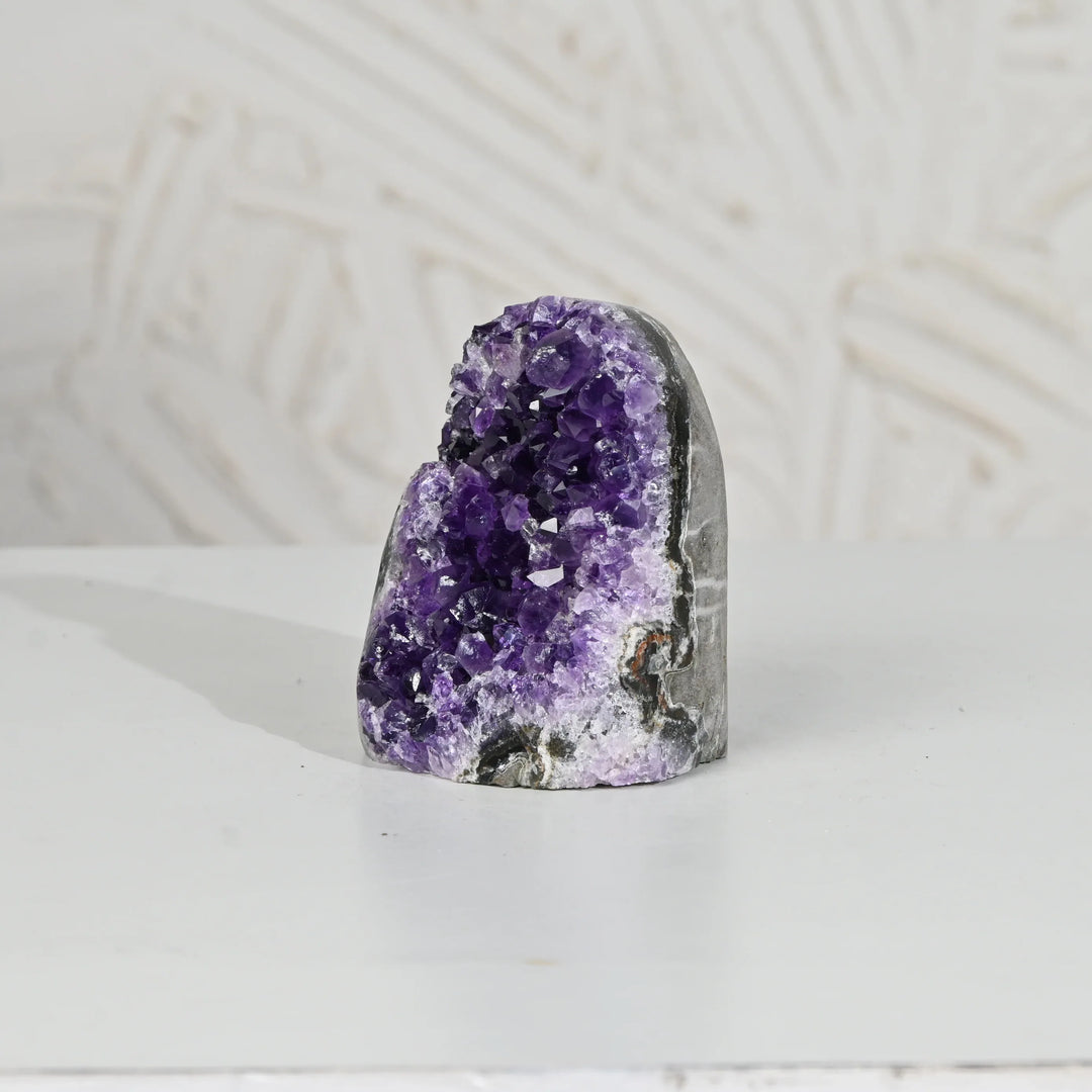 Natural Amethyst Geode 456 g - Raw Crystal for Healing