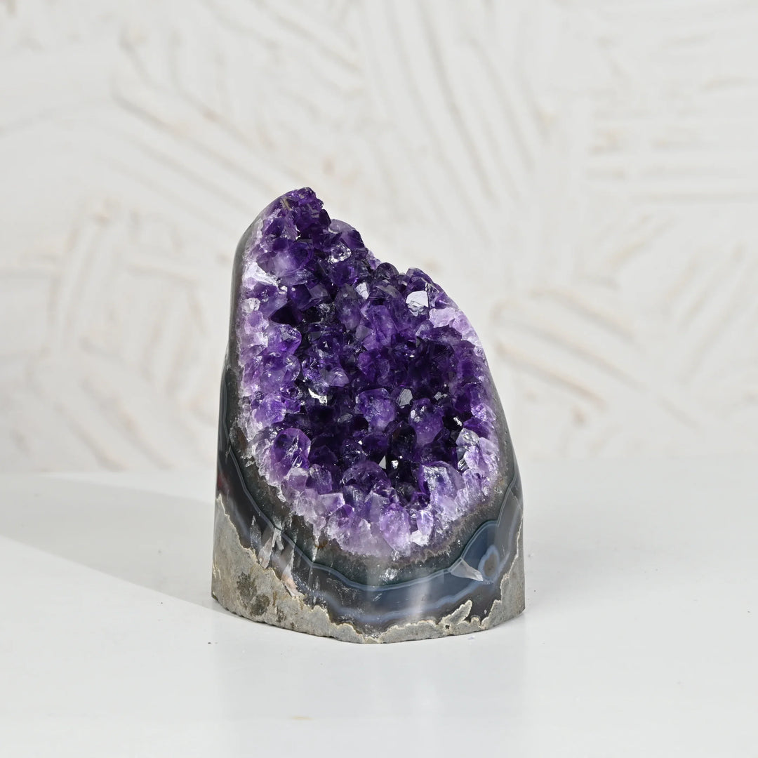 Natural Amethyst Geode 1572g - Raw Crystal for Healing