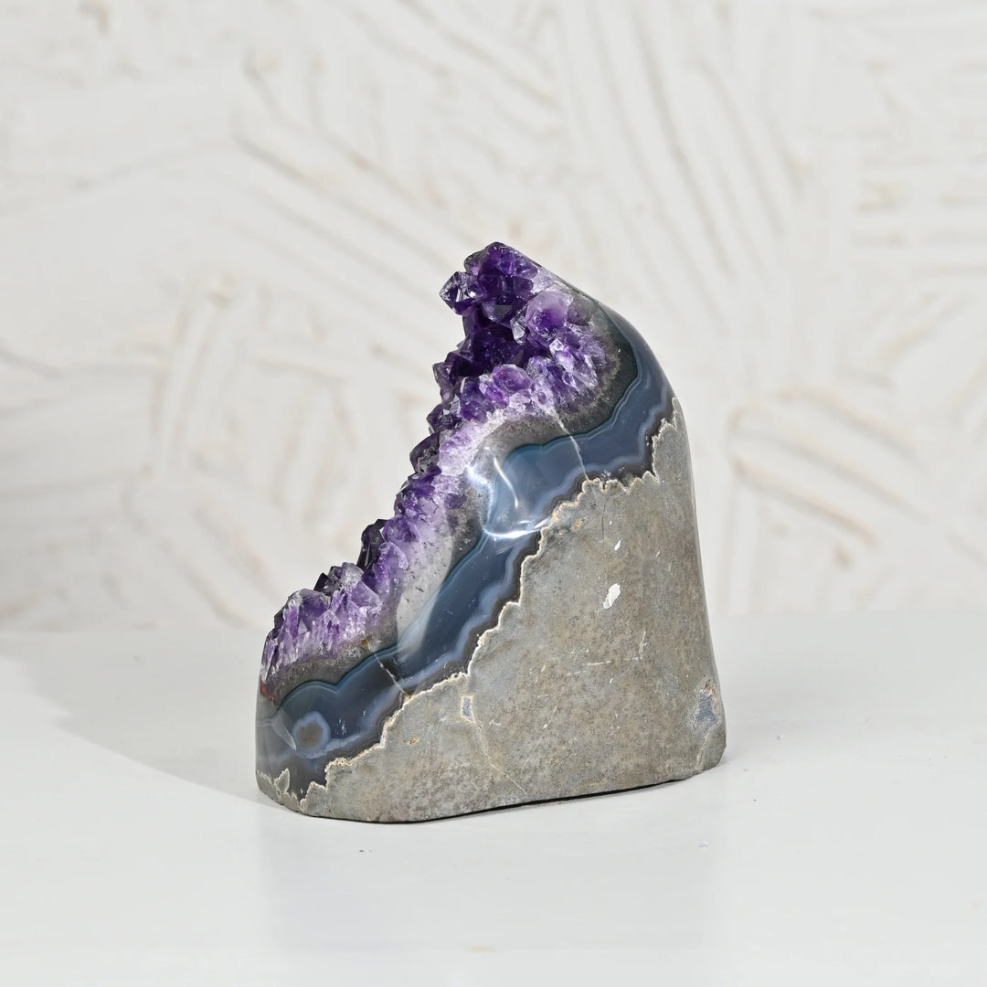 Natural Amethyst Geode 1572g - Raw Crystal for Healing