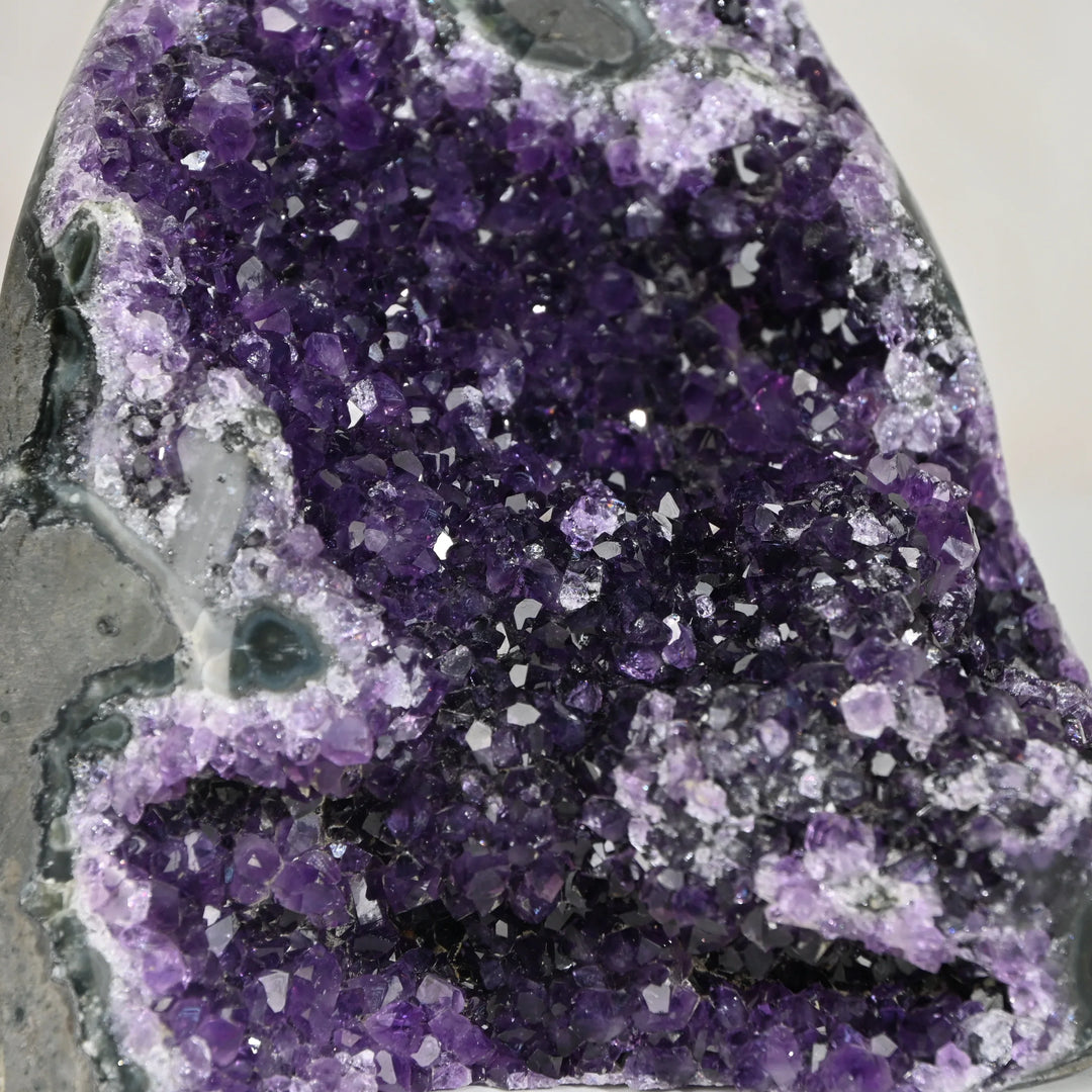 Natural Amethyst Geode 1737g - Raw Crystal for Healing
