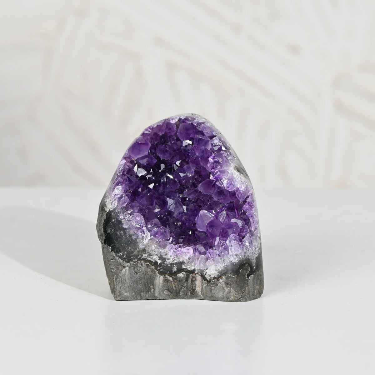 Amethyst Geode – Vibrating Crystals, Jaipur