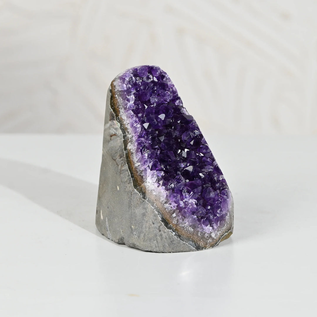 Natural Amethyst Geode 627g - Raw Crystal for Healing