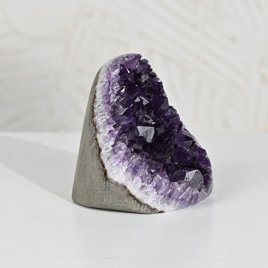 Natural Amethyst Geode 884g - Raw Crystal for Healing