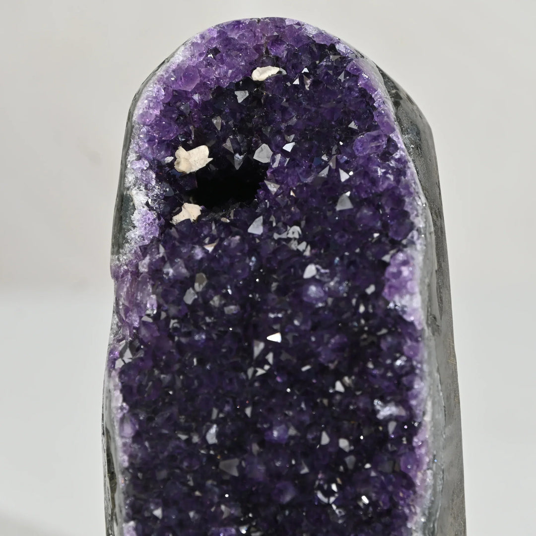 Natural Amethyst Geode 1064g - Raw Crystal for Healing