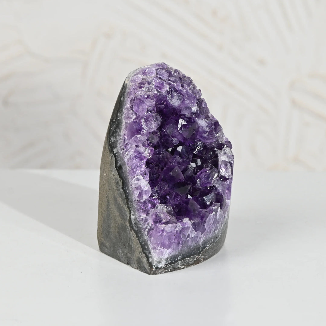 Natural Amethyst Geode 996g - Raw Crystal for Healing