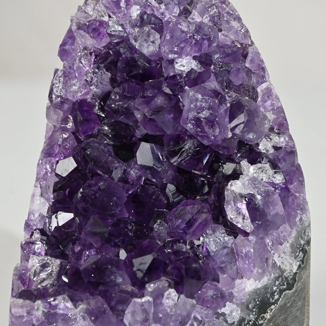 Natural Amethyst Geode 996g - Raw Crystal for Healing