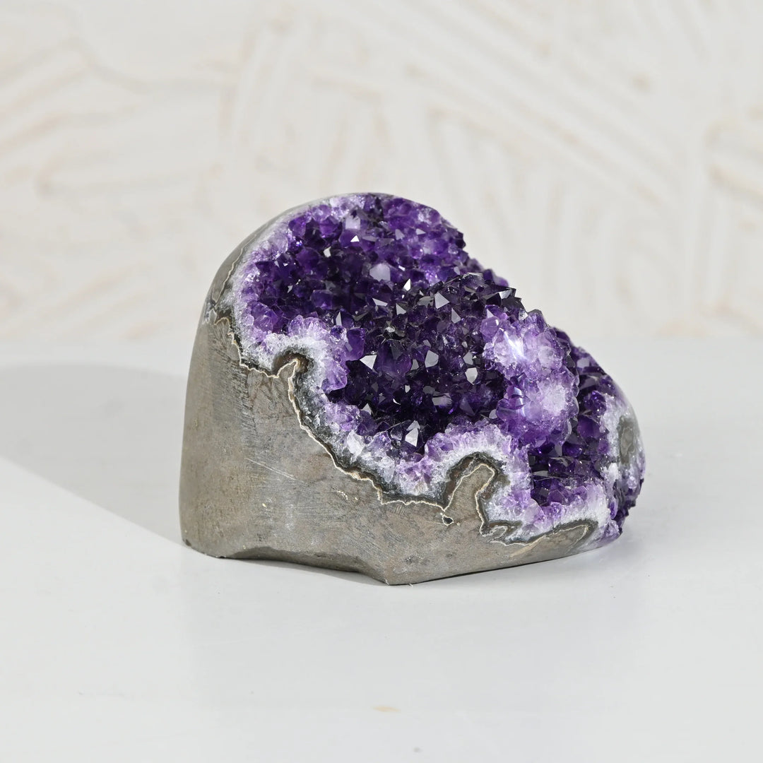 Natural Amethyst Geode 1490g - Raw Crystal for Healing