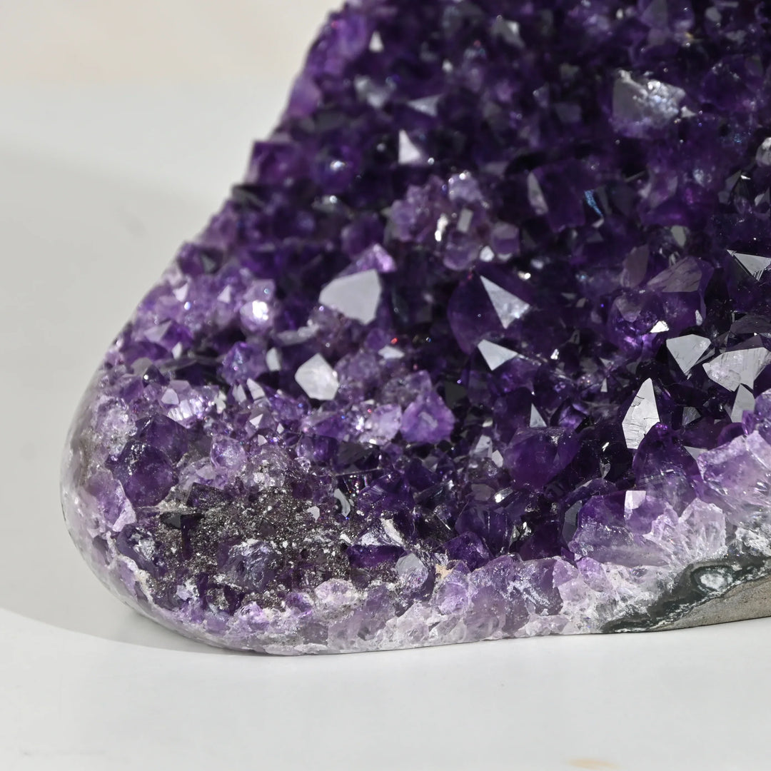 Natural Amethyst Geode 1684g - Raw Crystal for Healing