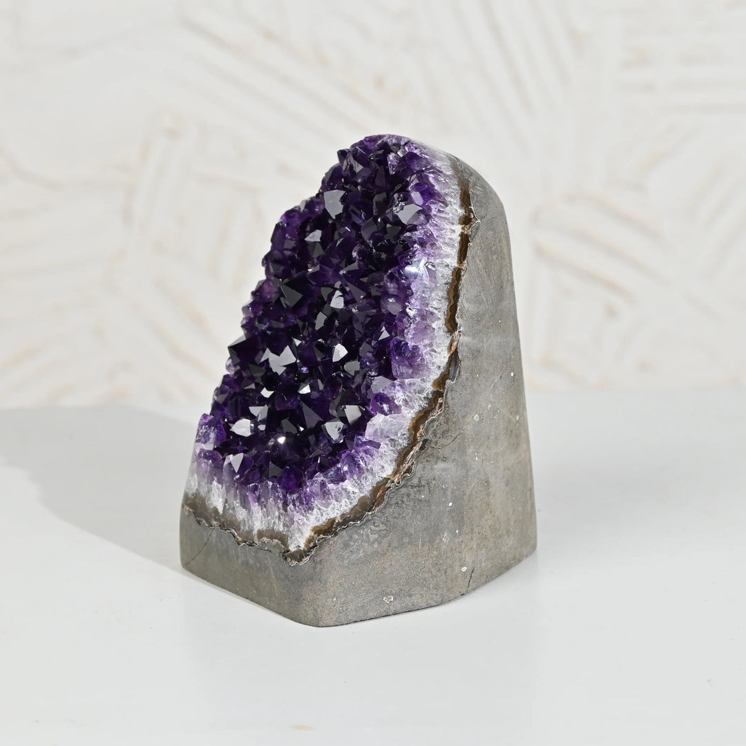 Natural Amethyst Geode 1690g - Raw Crystal for Healing