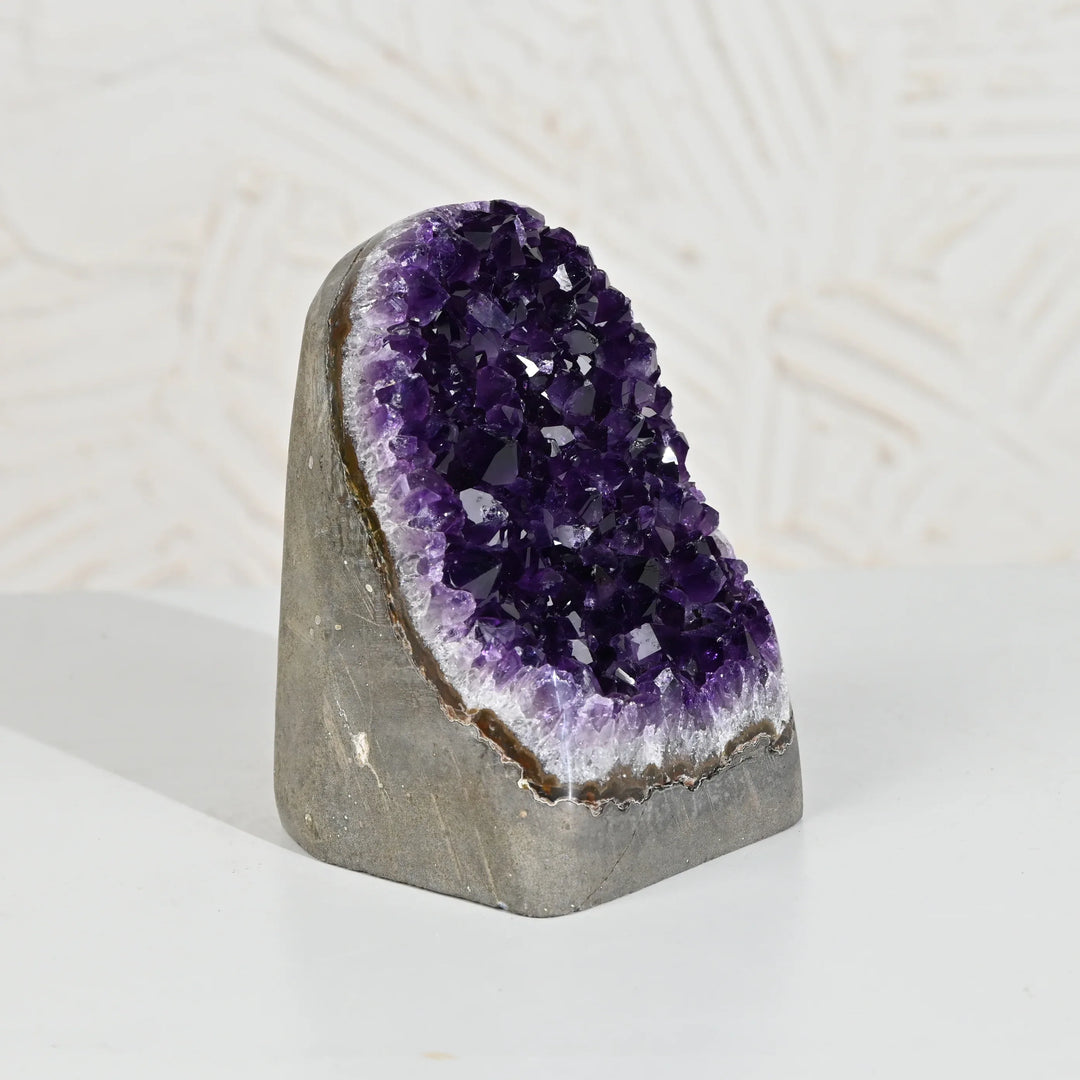 Natural Amethyst Geode 1690g - Raw Crystal for Healing