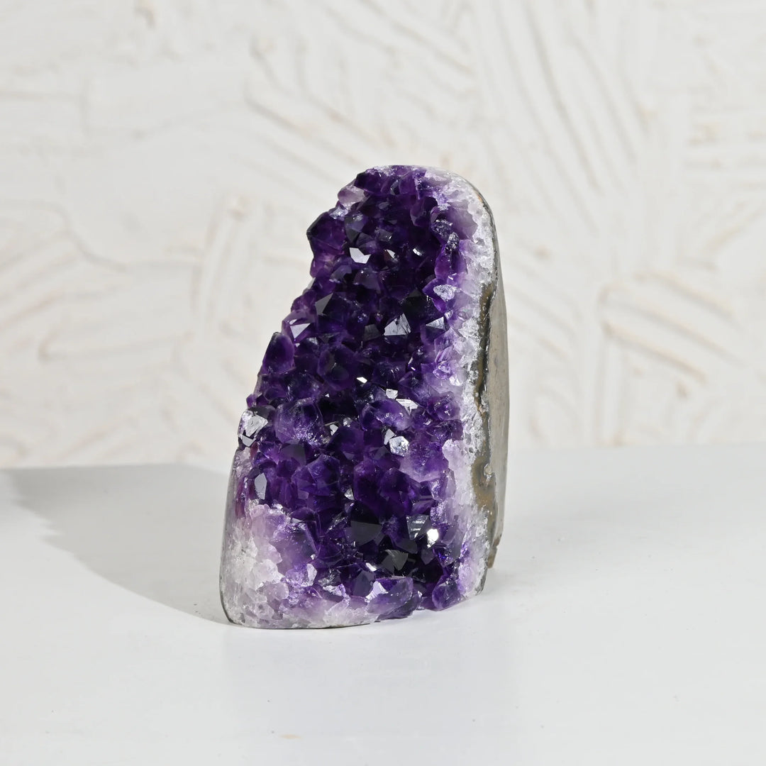 Natural Amethyst Geode 1466g - Raw Crystal for Healing