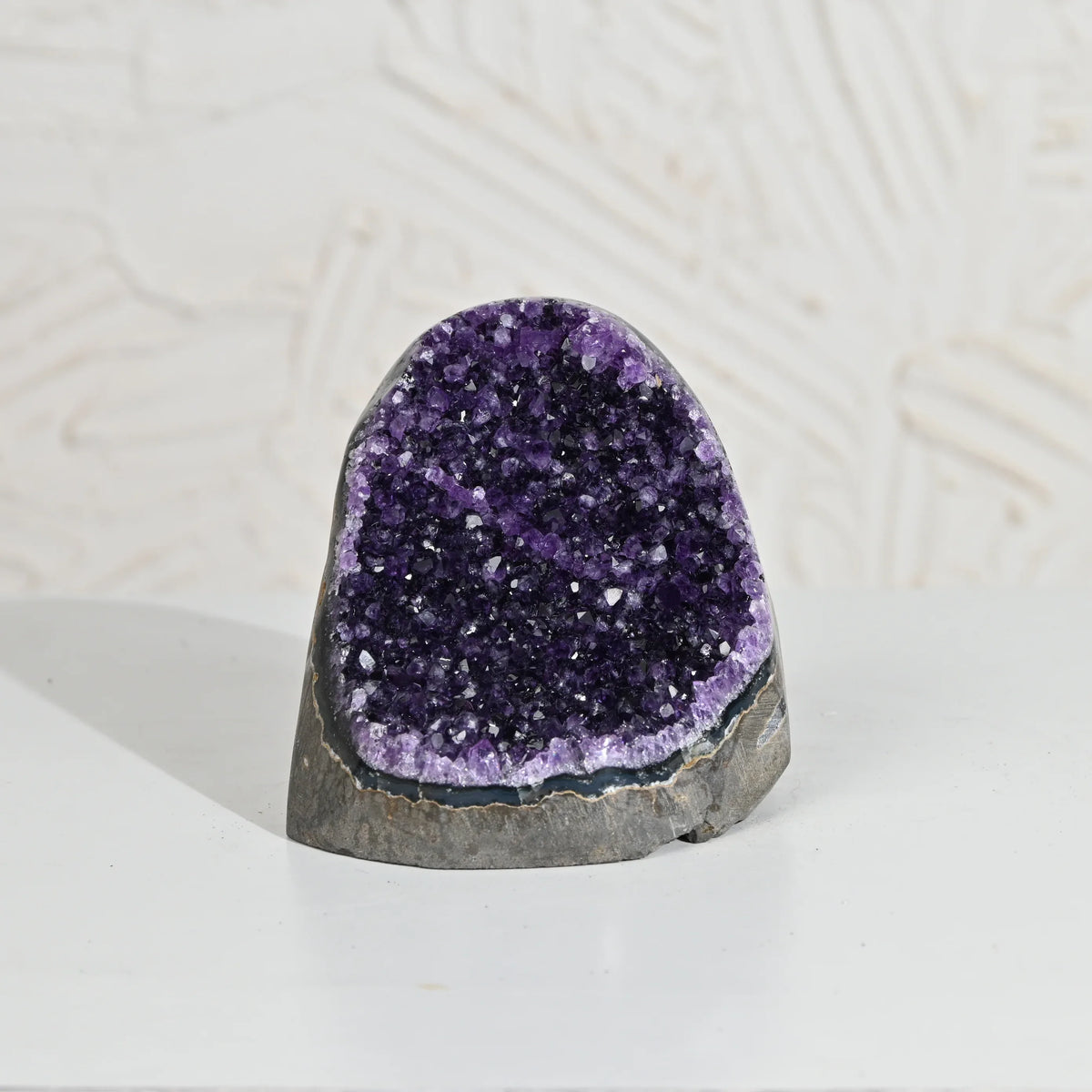 Amethyst Geode – Vibrating Crystals, Jaipur