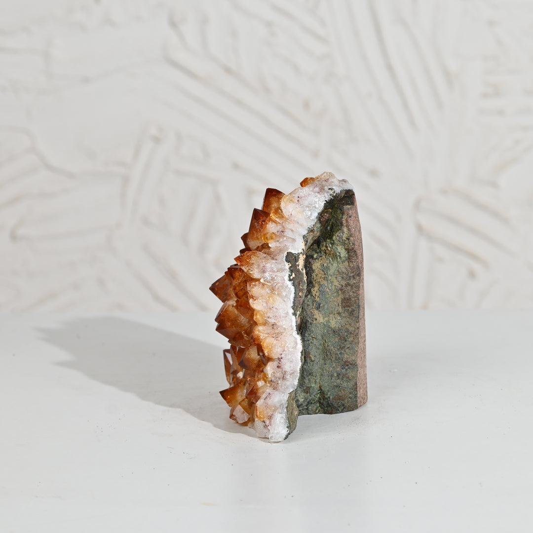 Premium Citrine Crystal 819g – Natural Healing Stone for Wealth Attraction