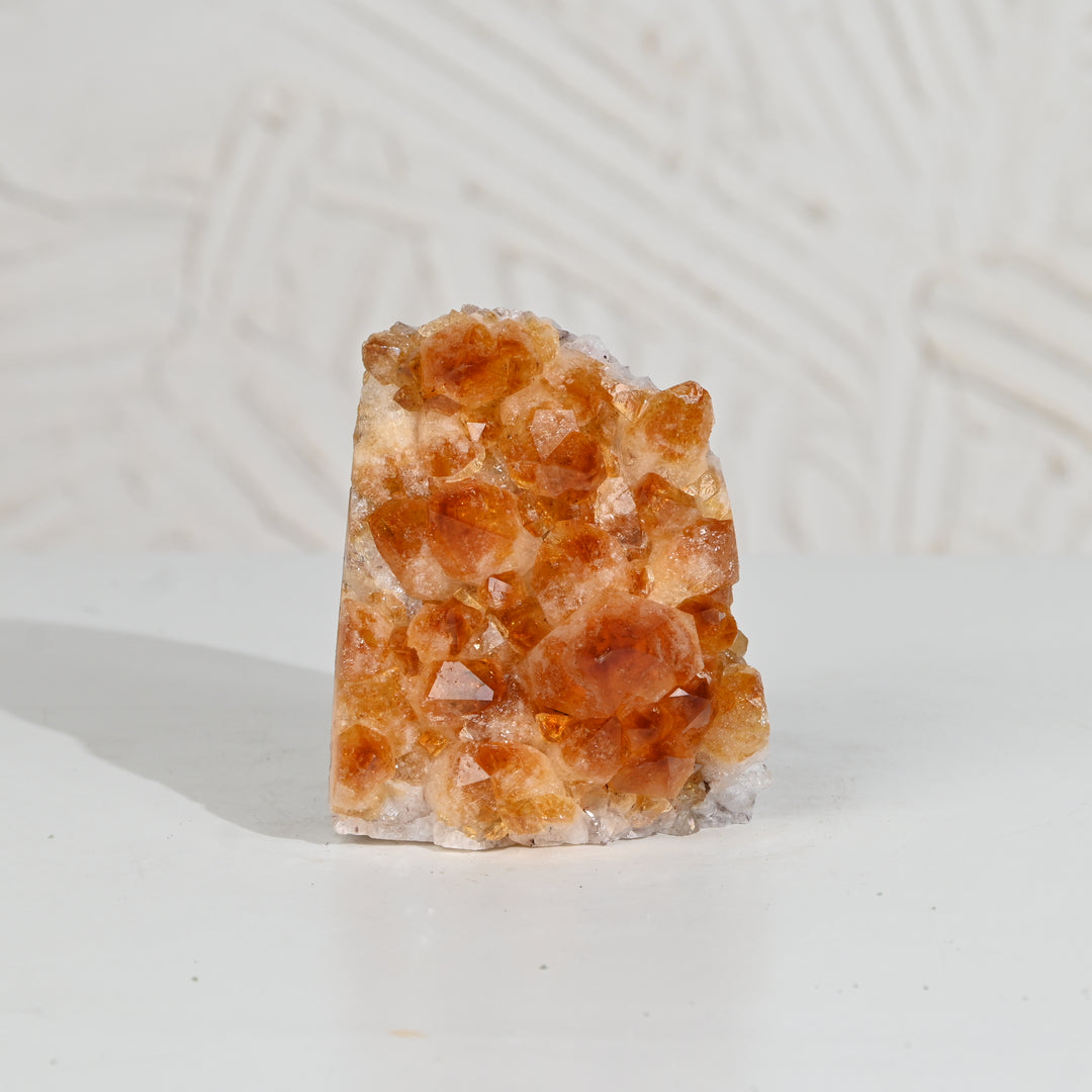 Citrine Crystal Cluster 680g – Energy Stone for Abundance & Balance