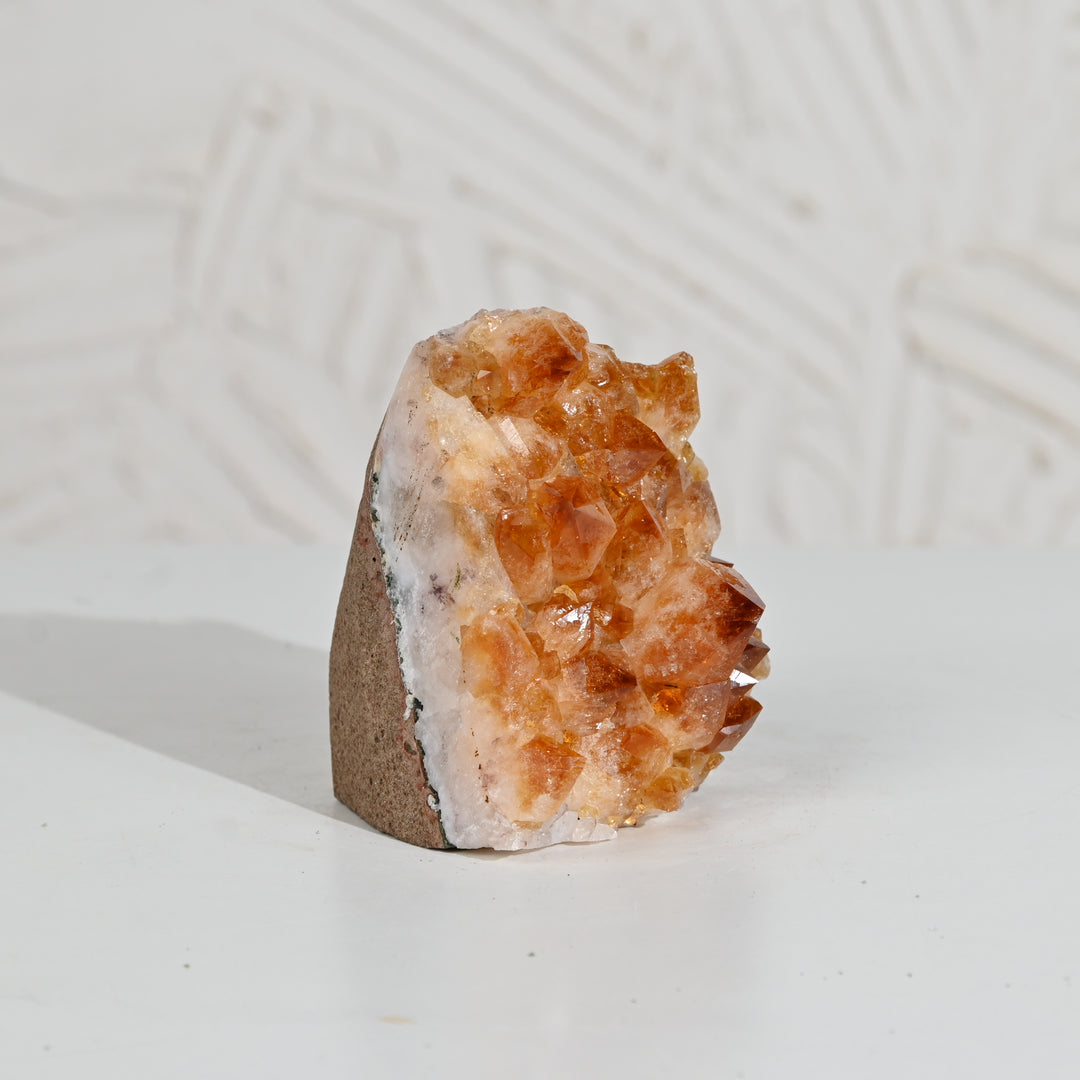 Citrine Crystal Cluster 680g – Energy Stone for Abundance & Balance
