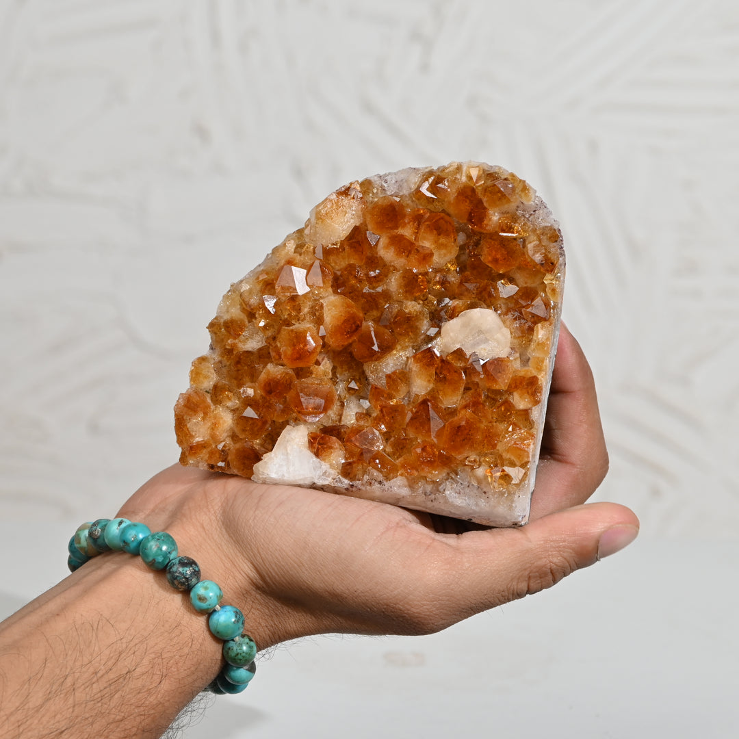 Natural Citrine Geode 870g – Raw Healing Crystal for Wealth & Positive Energy