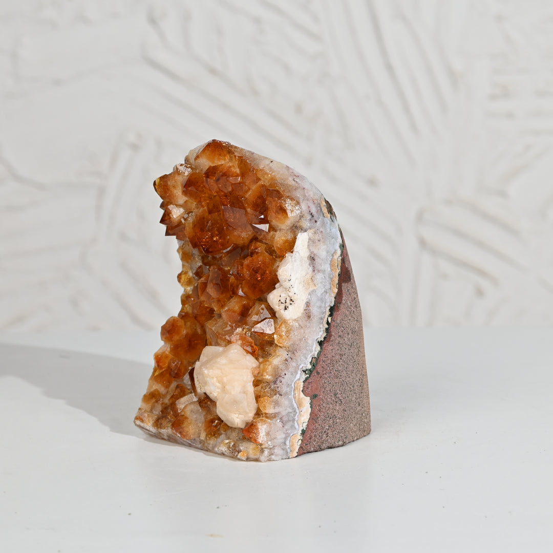 Citrine Geode 1108g – Raw Crystal for Abundance & Energy Flow