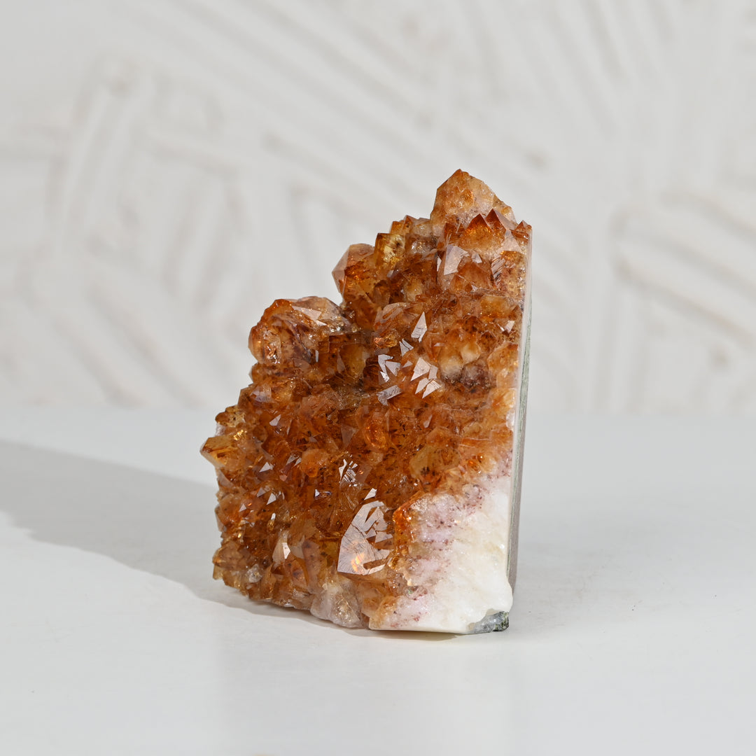 Citrine Stone 674g – Wealth Crystal for Energy Alignment & Decor